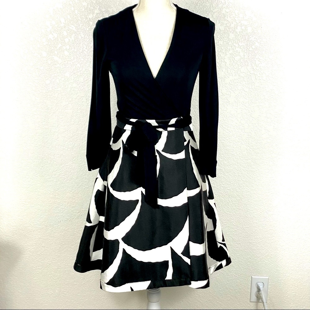 NWOT Diane Von Furstenberg Wrap Dress